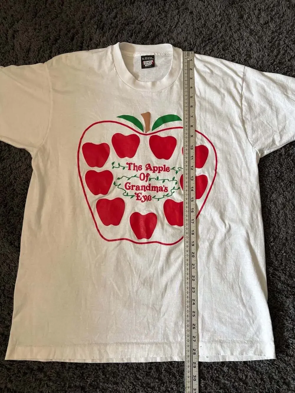 Vintage 80s Screen Stars Best 'The Apple Of Grandma's Eye' Graphic T-Shirt
